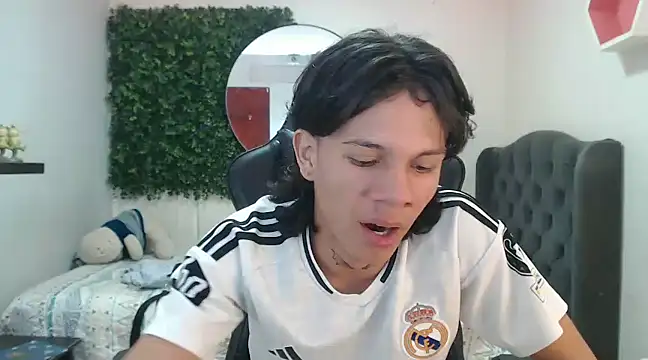 andy dan18 online show from 01/14/25, 03:47