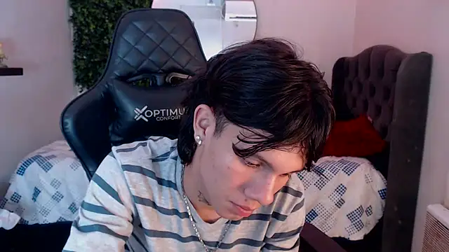 andy dan18 online show from 03/15/25, 01:51