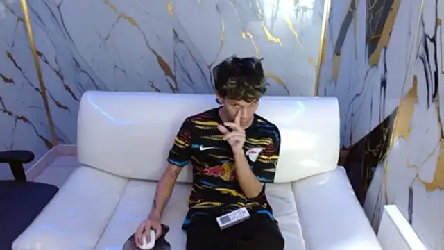 andy dan18 online show from 04/21/26, 07:17