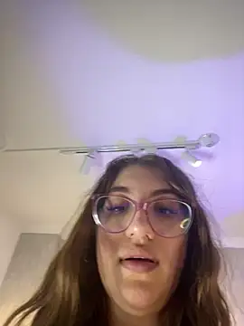 Snapshot of samy_xoxox chatting on 12/30/24, 09:05 samy xoxox online show from 12/30/24, 09:05