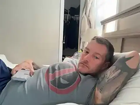 moon-boy online show from 09/12/25, 07:03