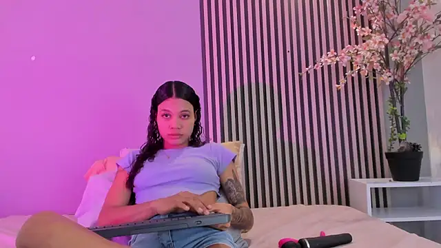 GysellHanson online show from 02/18/26, 11:39