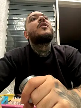 El Titan1998 online show from 12/02/25, 12:21