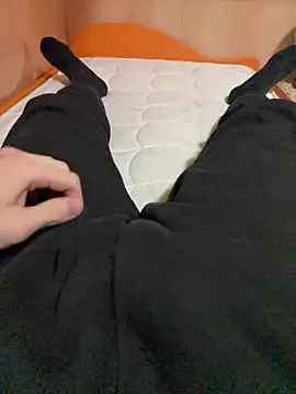 Dvddd online show from 12/21/25, 01:51