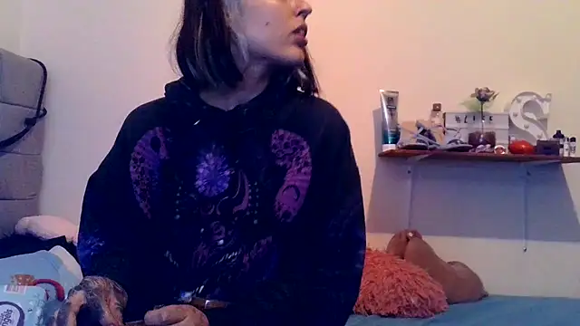 BlueStoneX online show from 02/11/26, 07:02