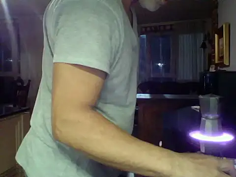 kevincumporn online show from 10/22/25, 02:23