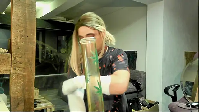 Snapshot of DYasmin69 chatting on 09/21/25, 05:09 DYasmin69 online show from 09/21/25, 05:09