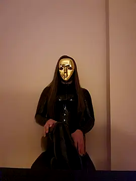 Snapshot of NoraInMask chatting on 02/23/25, 08:11 NoraInMask online show from 02/23/25, 08:11