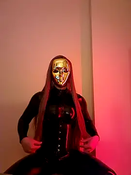 Snapshot of NoraInMask chatting on 03/17/25, 07:37 NoraInMask online show from 03/17/25, 07:37