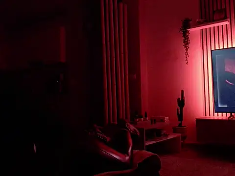 Snapshot of NoraInMask chatting on 01/07/26, 08:55 NoraInMask online show from 01/07/26, 08:55