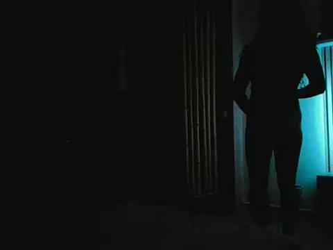 Snapshot of NoraInMask chatting on 01/12/26, 10:04 NoraInMask online show from 01/12/26, 10:04