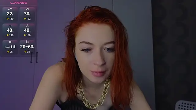 Snapshot of Cuteroxyfoxy chatting on 06/24/26, 04:33 Cuteroxyfoxy online show from 06/24/26, 04:33