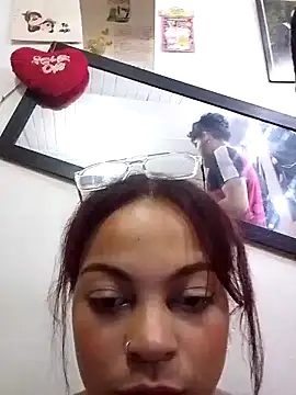 Snapshot of BlakeandRouse chatting on 12/28/24, 01:39 BlakeandRouse online show from 12/28/24, 01:39