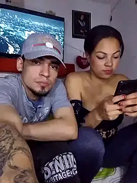 Snapshot of BlakeandRouse chatting on 01/02/25, 10:11 BlakeandRouse online show from 01/02/25, 10:11