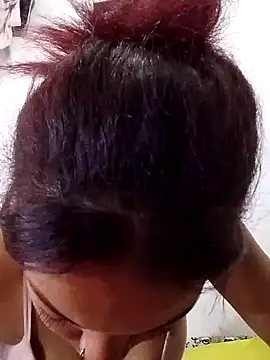 Snapshot of BlakeandRouse chatting on 01/05/25, 09:57 BlakeandRouse online show from 01/05/25, 09:57