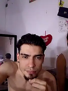 Snapshot of BlakeandRouse chatting on 01/07/25, 02:53 BlakeandRouse online show from 01/07/25, 02:53