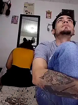 Snapshot of BlakeandRouse chatting on 01/16/25, 07:20 BlakeandRouse online show from 01/16/25, 07:20