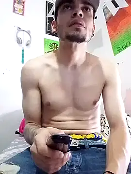 Snapshot of BlakeandRouse chatting on 01/18/25, 04:37 BlakeandRouse online show from 01/18/25, 04:37