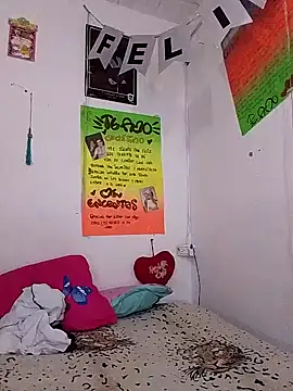 Snapshot of BlakeandRouse chatting on 01/24/25, 10:30 BlakeandRouse online show from 01/24/25, 10:30