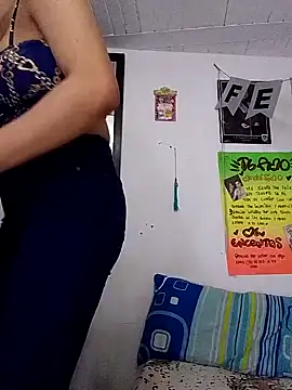 Snapshot of BlakeandRouse chatting on 02/01/25, 08:58 BlakeandRouse online show from 02/01/25, 08:58