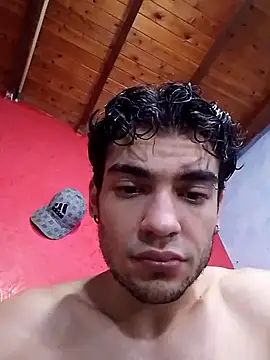 Snapshot of BlakeandRouse chatting on 02/16/25, 05:15 BlakeandRouse online show from 02/16/25, 05:15