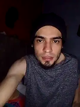 Snapshot of BlakeandRouse chatting on 12/18/25, 10:49 BlakeandRouse online show from 12/18/25, 10:49