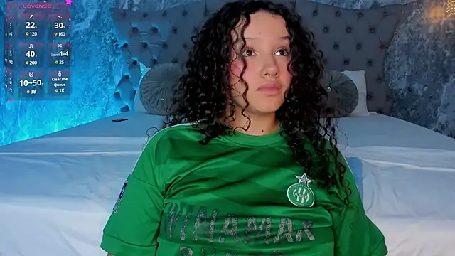 LucyLovelyy online show from 02/19/25, 06:44