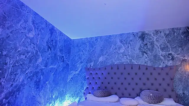 LucyLovelyy online show from 03/08/25, 06:21