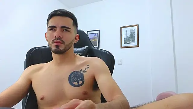 Massimoo 07 online show from 01/02/25, 01:38