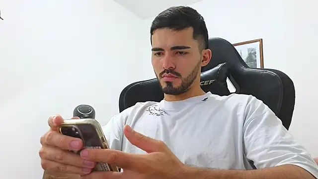 Massimoo 07 online show from 01/08/25, 02:57