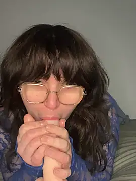 Snapshot of _dwhorekin_ chatting on 02/05/25, 08:57 dwhorekin online show from 02/05/25, 08:57