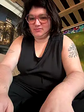 Snapshot of _dwhorekin_ chatting on 09/13/25, 12:38 dwhorekin online show from 09/13/25, 12:38