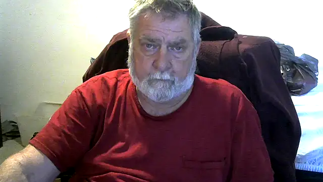 Snapshot of viejo_oso chatting on 11/28/25, 05:15 viejo oso online show from 11/28/25, 05:15