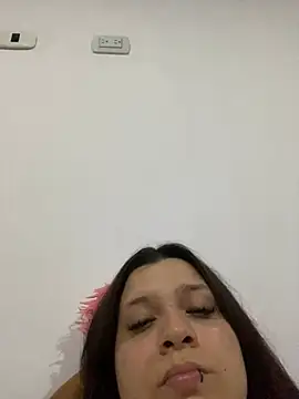 Sophia cyrus11 online show from 12/26/24, 12:03