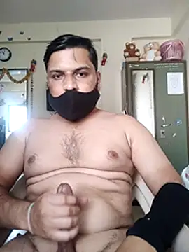 hot punekar online show from 03/11/26, 05:02