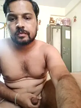 hot punekar online show from 04/08/26, 04:23