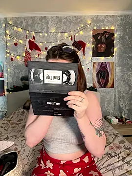 Snapshot of Sabrina_shells chatting on 01/08/26, 09:33 Sabrina shells online show from 01/08/26, 09:33