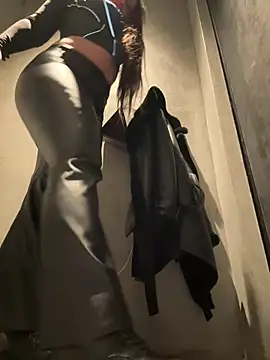 AndreaMood online show from 03/01/25, 10:24