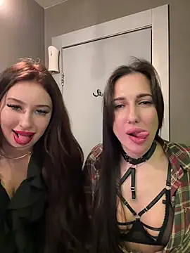 AndreaMood online show from 03/17/25, 10:17