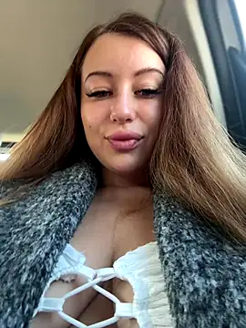 AndreaMood online show from 09/26/25, 05:22