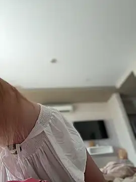 AndreaMood online show from 12/14/25, 02:39