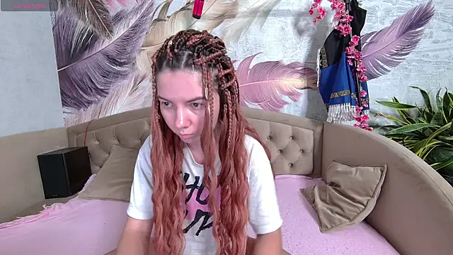 Anoraa online show from 10/09/25, 10:41