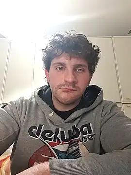 michemichemiche8 online show from 03/04/25, 06:39