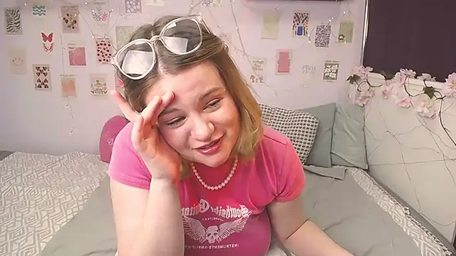 TessPleasure online show from 01/30/25, 10:50