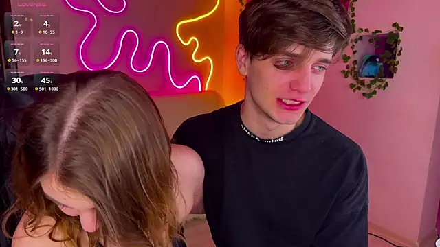 RobertAndLinela online show from 02/19/25, 10:42