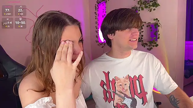 RobertAndLinela online show from 11/28/25, 01:19