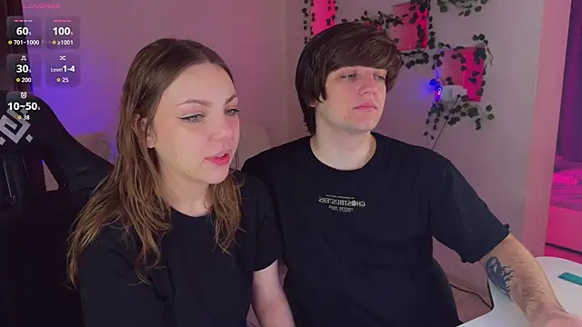 RobertAndLinela online show from 06/02/26, 04:36