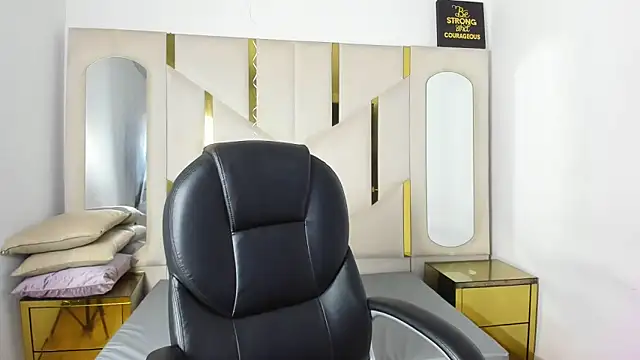 IsabellRodriguez18 online show from 02/04/26, 04:29