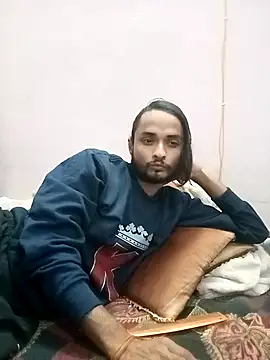 Snapshot of IamRentedBoybfriend chatting on 02/18/25, 05:31 IamRentedBoybfriend online show from 02/18/25, 05:31