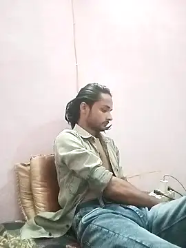 Snapshot of IamRentedBoybfriend chatting on 03/10/25, 05:18 IamRentedBoybfriend online show from 03/10/25, 05:18